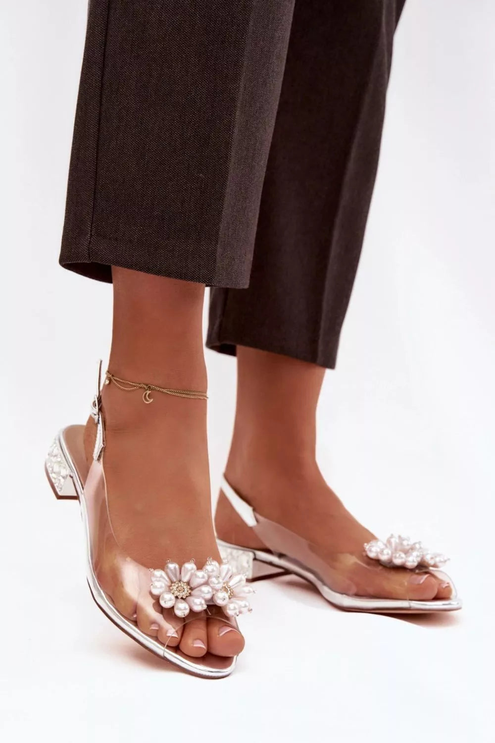 Sandals model 225150 Step in style