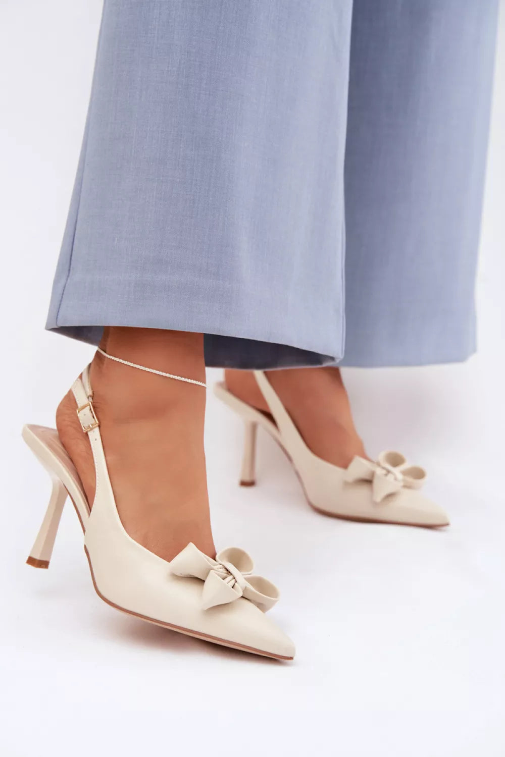 Basutės modelis 225212 Step in style