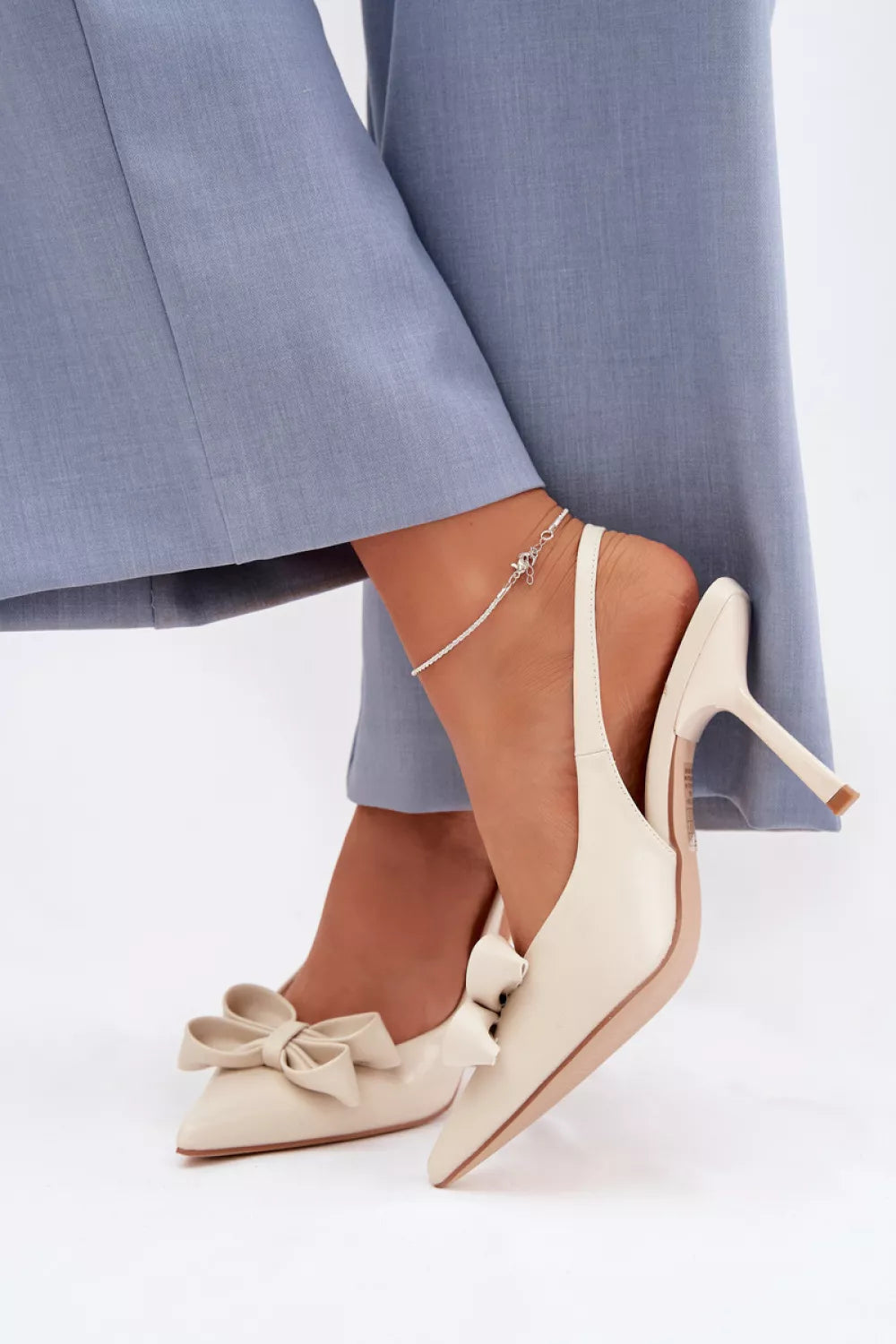 Basutės modelis 225212 Step in style
