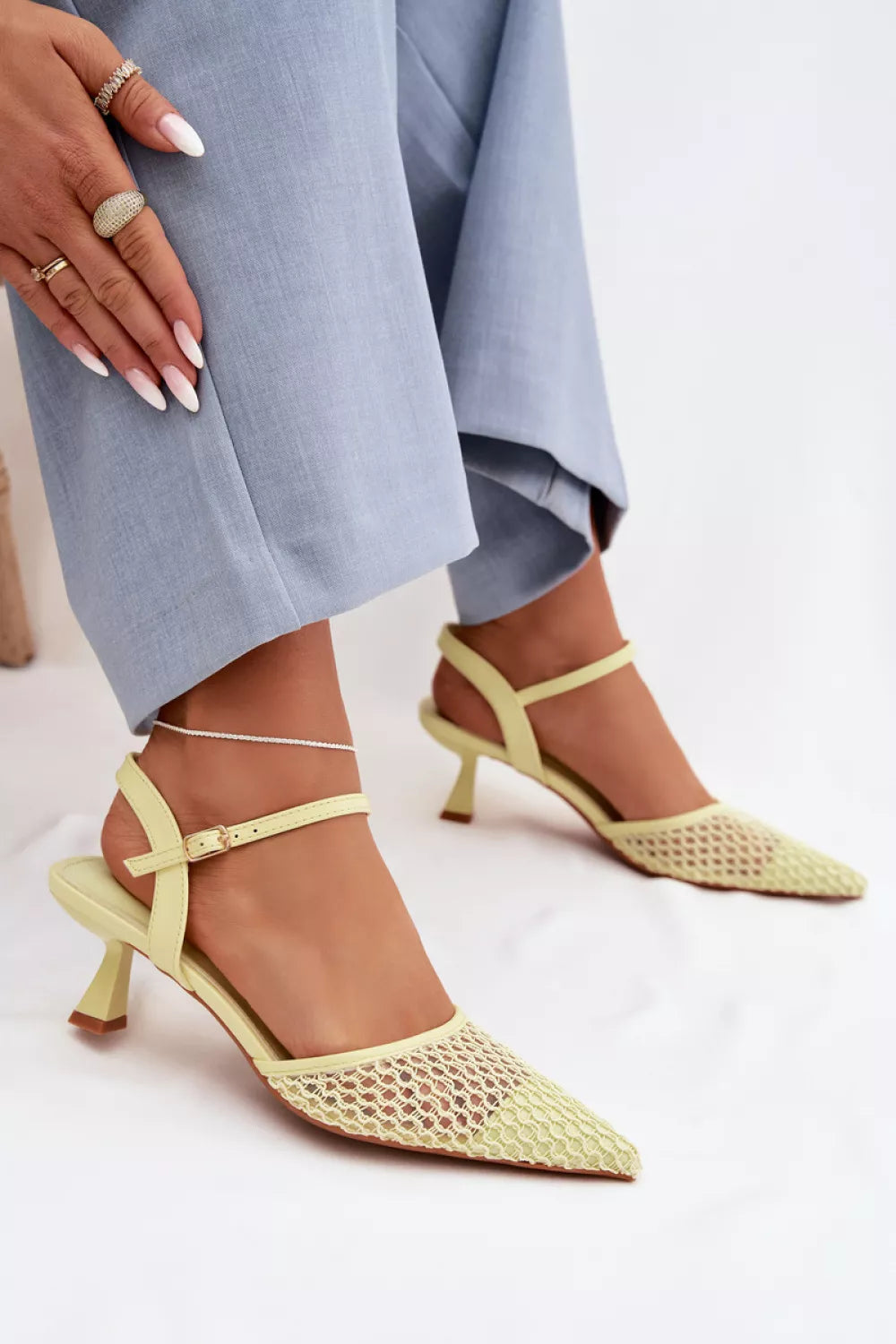 Basutės modelis 225216 Step in style