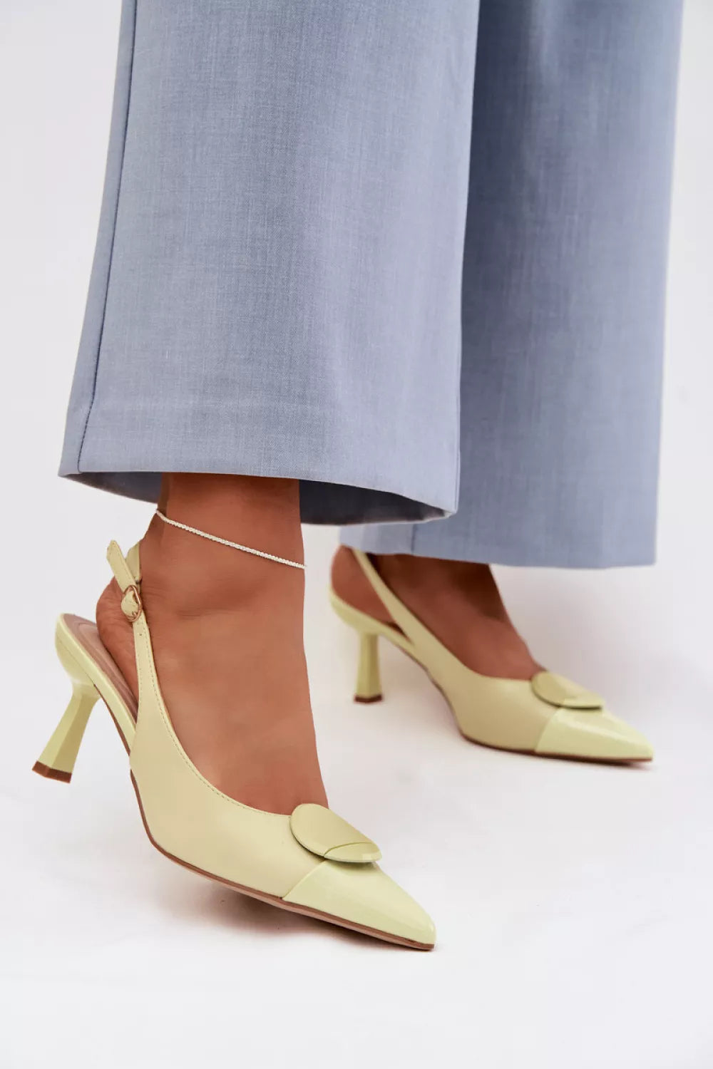Basutės modelis 225218 Step in style