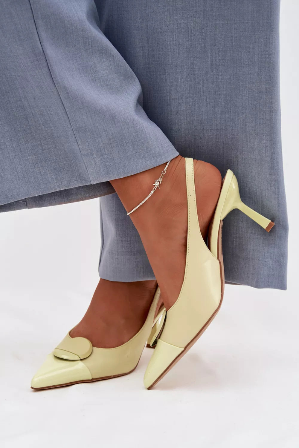 Basutės modelis 225218 Step in style