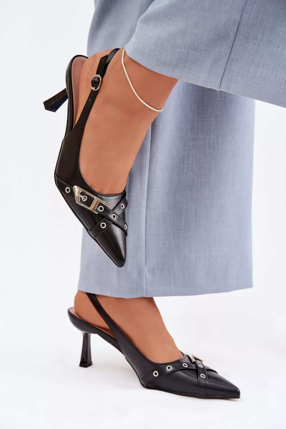Basutės modelis 225227 Step in style