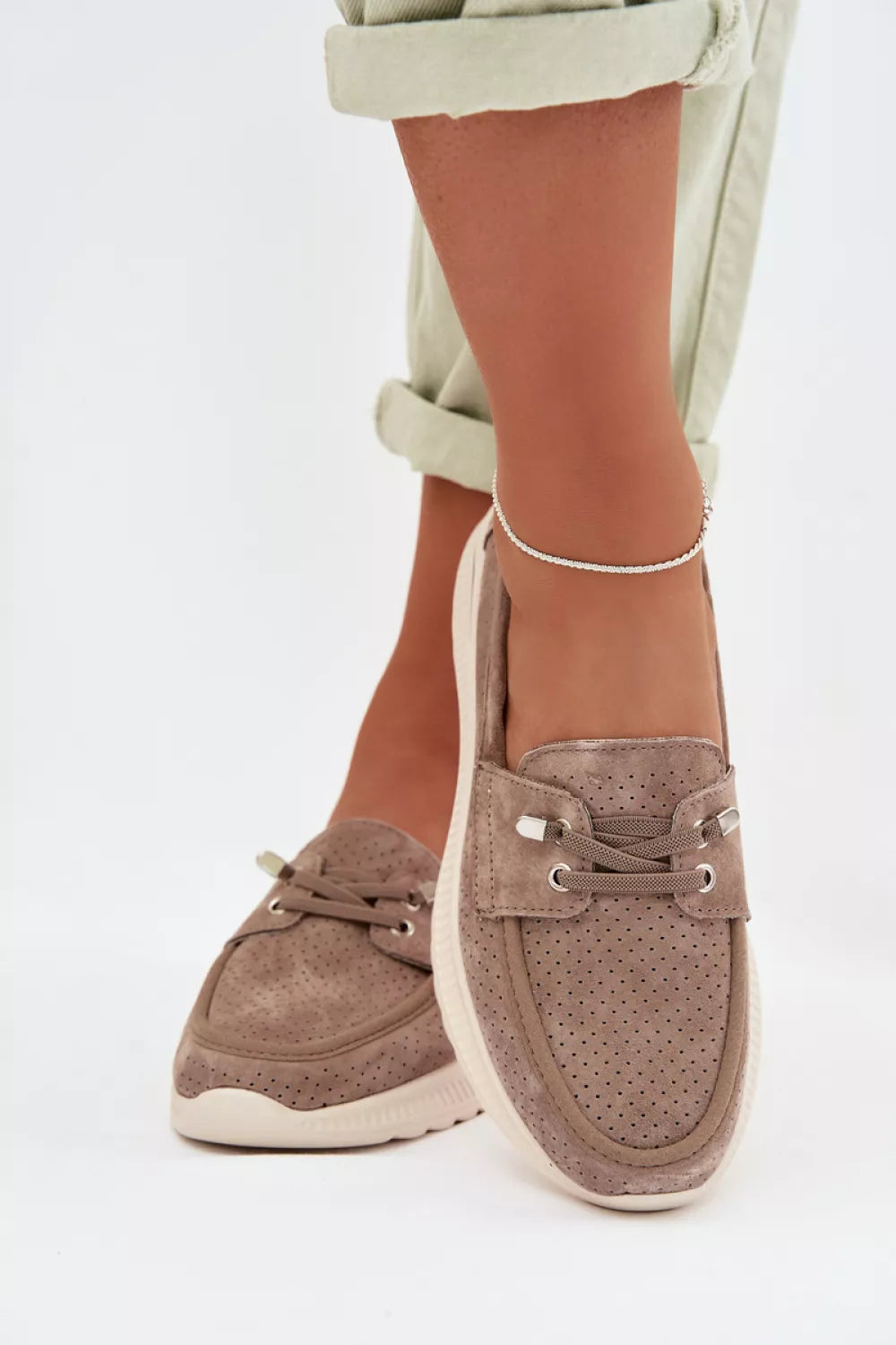 Pusbačiai modelis 225232 Step in style