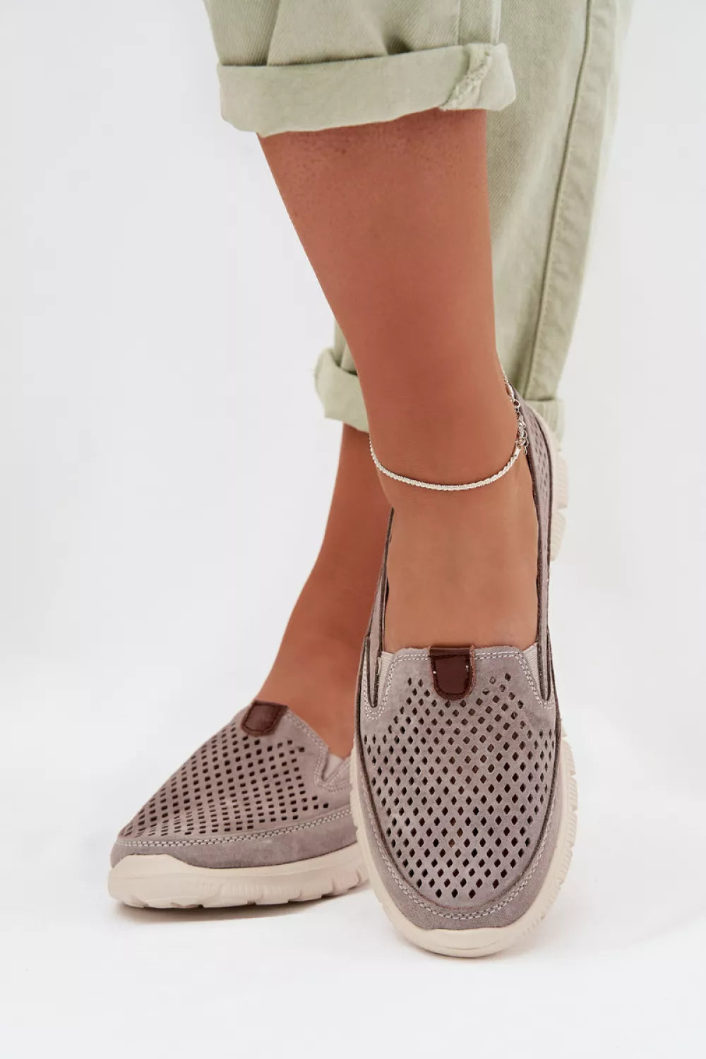 Pusbačiai modelis 225233 Step in style