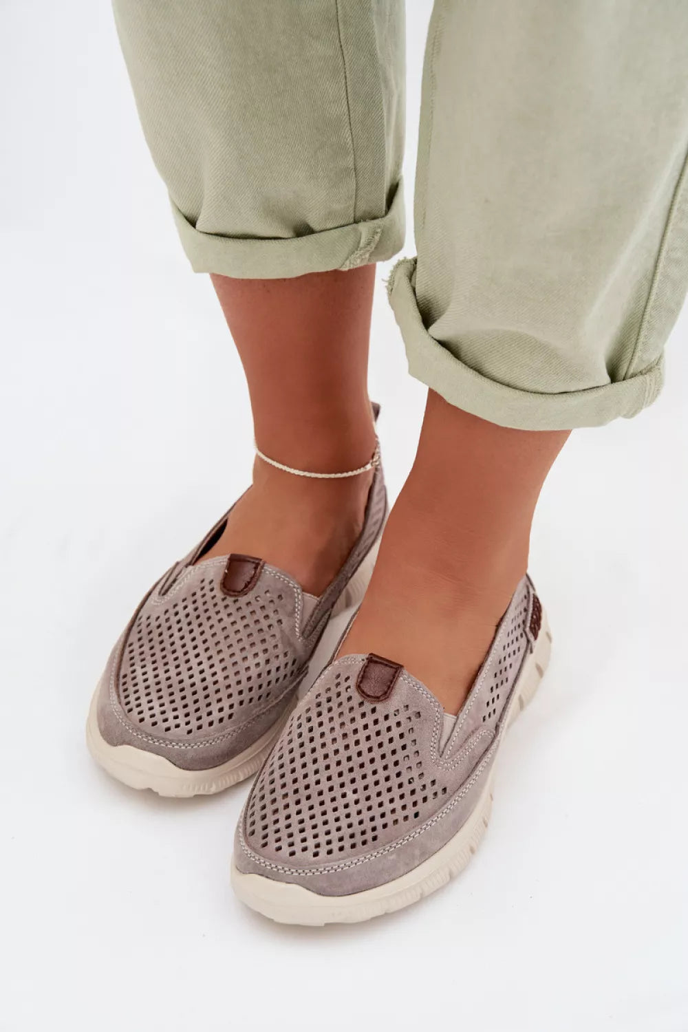 Pusbačiai modelis 225233 Step in style