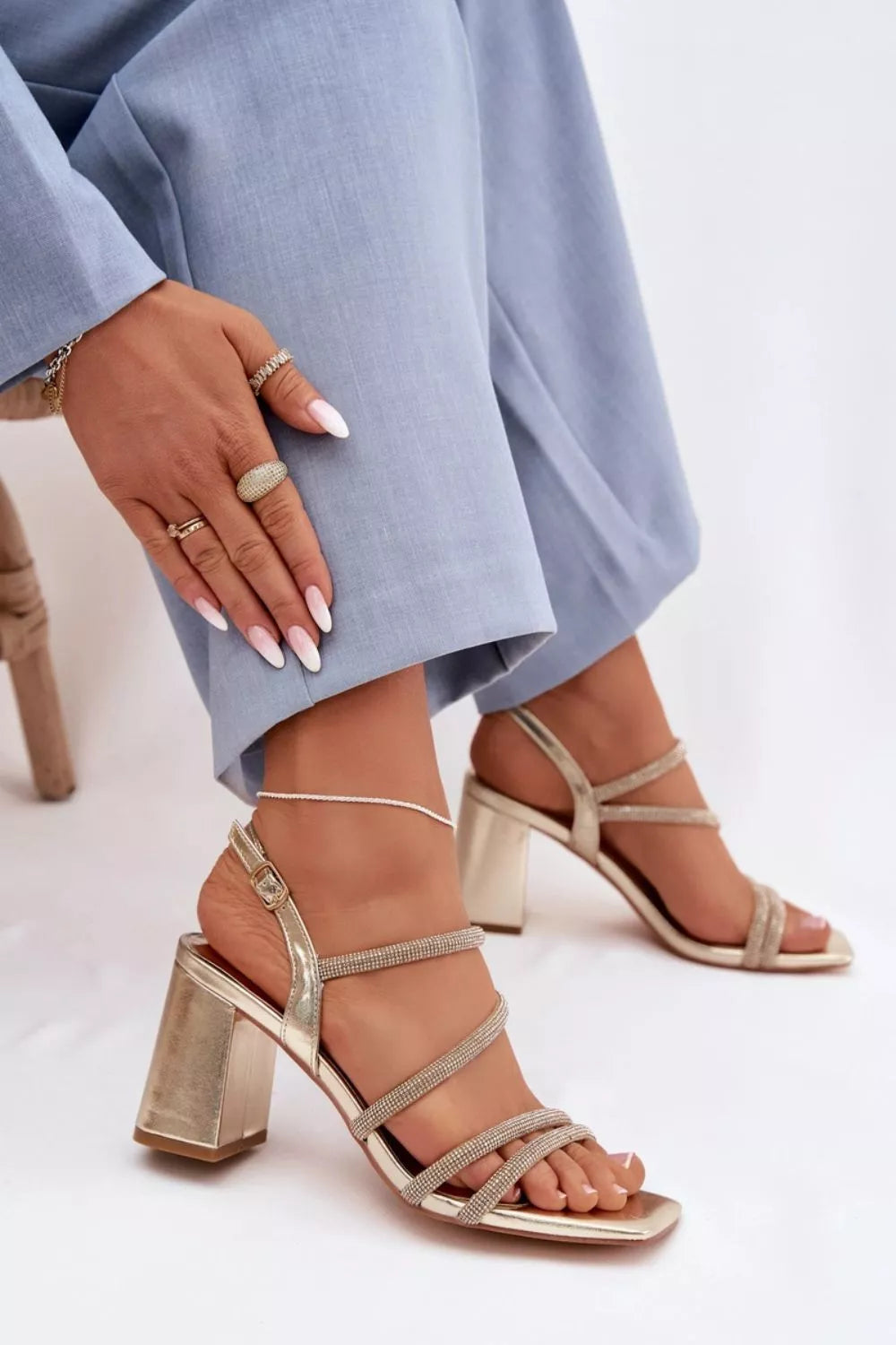 Moteriškos basutės "Step in style", modelis 225209. Ženkite stilingai.