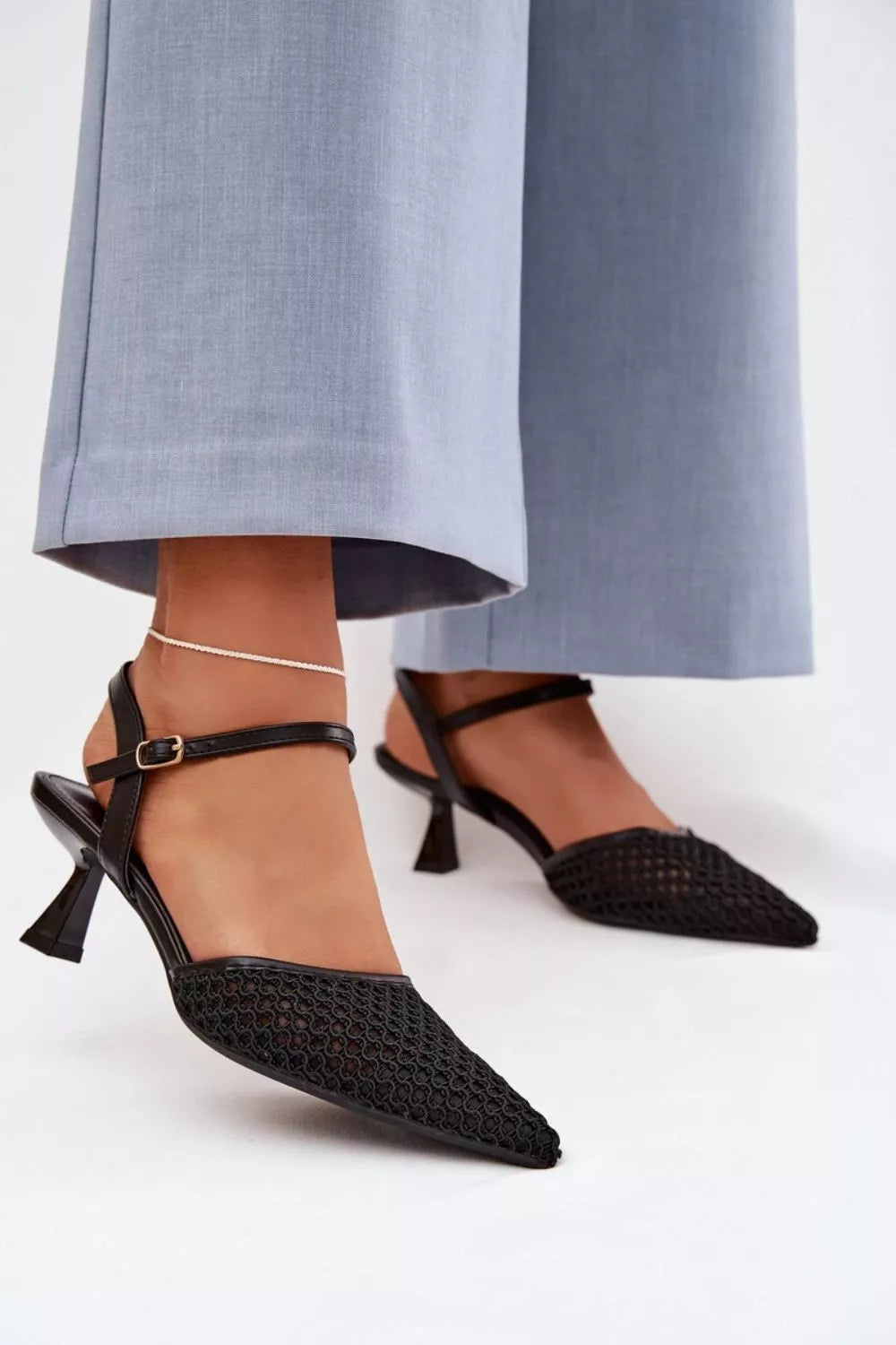 Basutės modelis 225214 Step in style