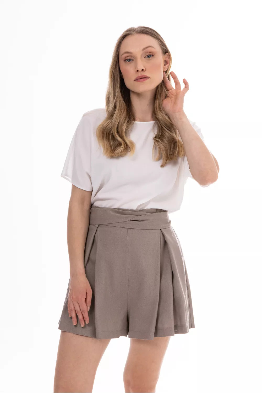 Šortai modelis 225293 awama