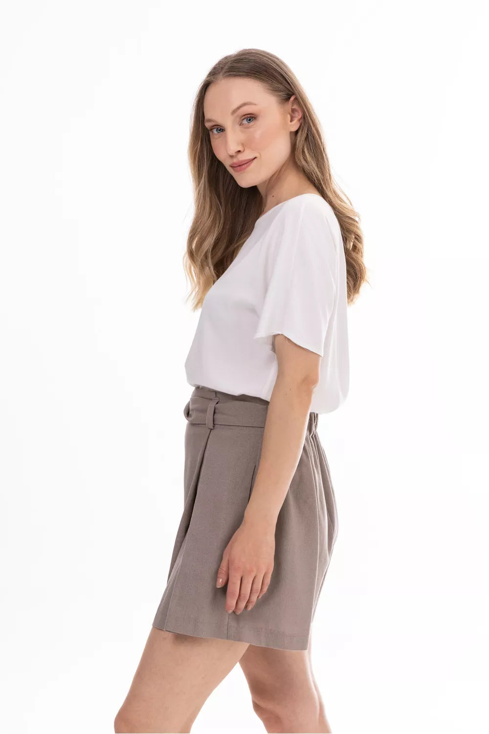 Šortai modelis 225293 awama