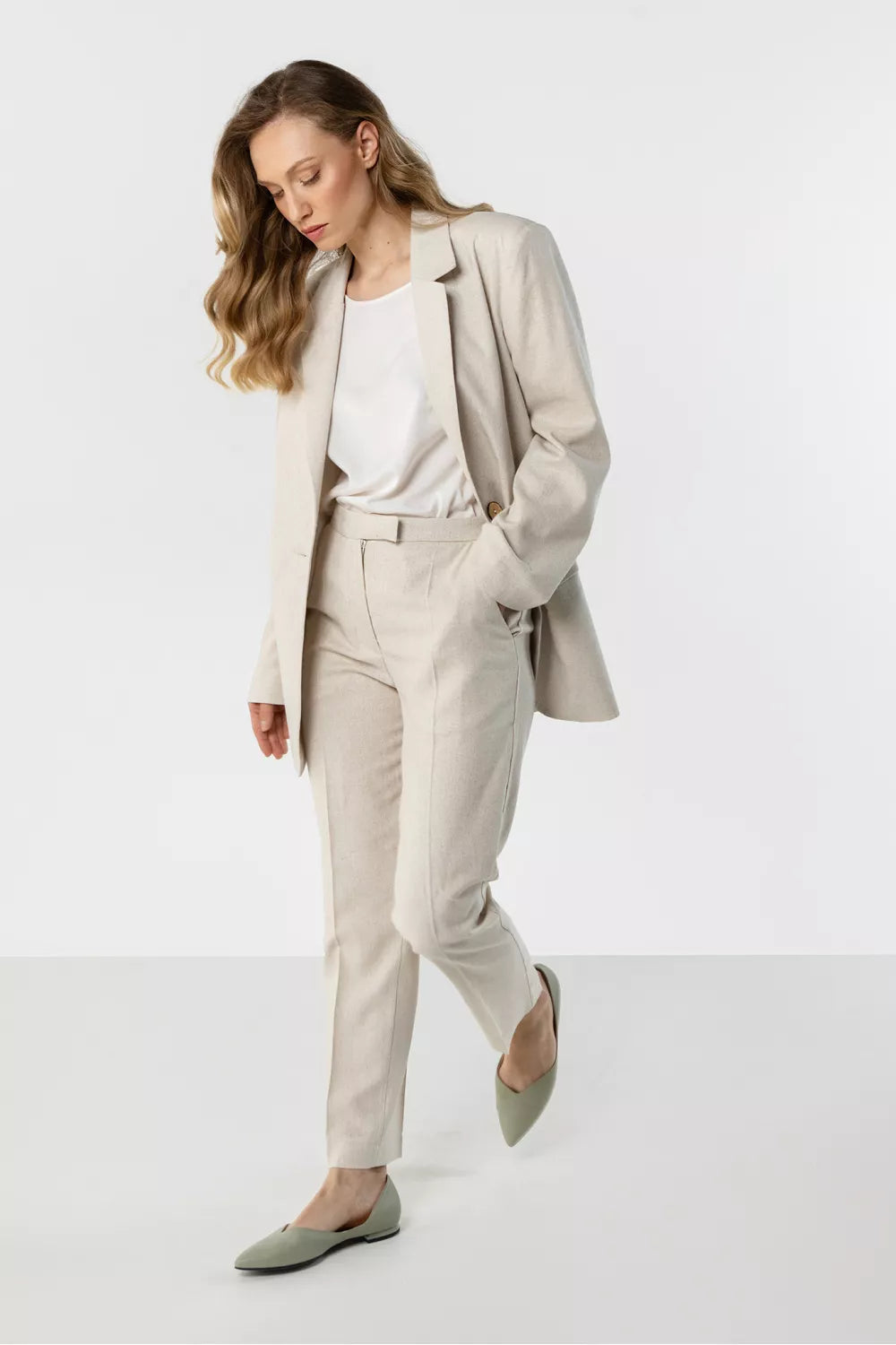 Moteriškos kelnės modelis 225298 awama