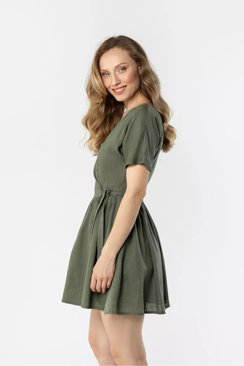 Suknelė modelis 225310 awama