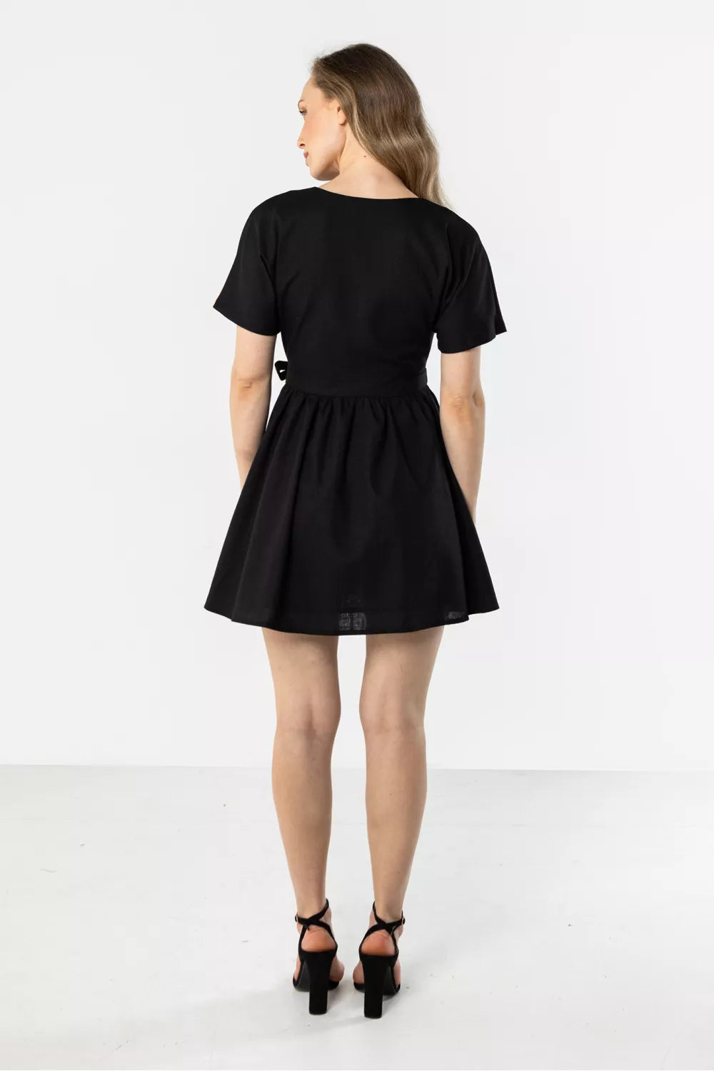 Dieninė suknelė, modelis 225312 awama