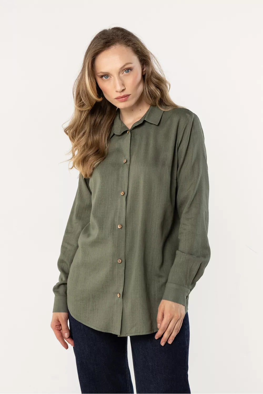 Ilgaruotas marškinėliai modelis 225314 awama