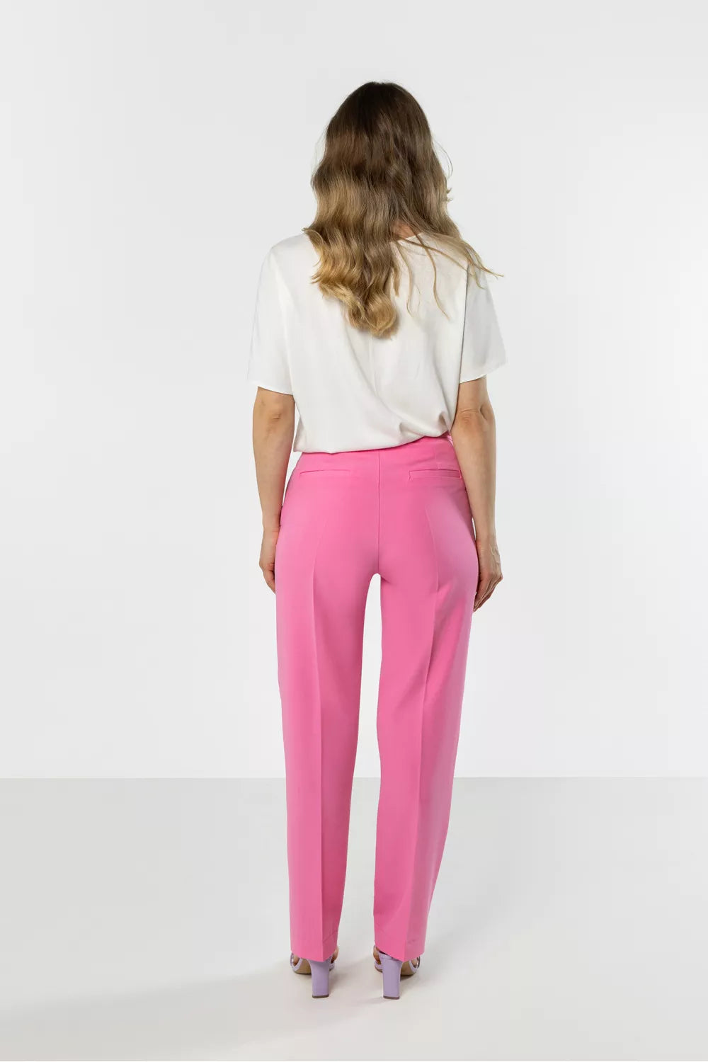 Moteriškos kelnės modelis 225321 awama