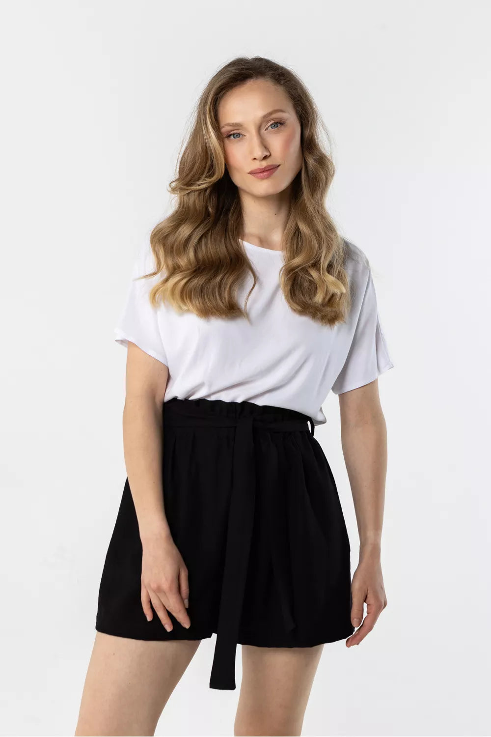 Šortai modelis 225326 awama