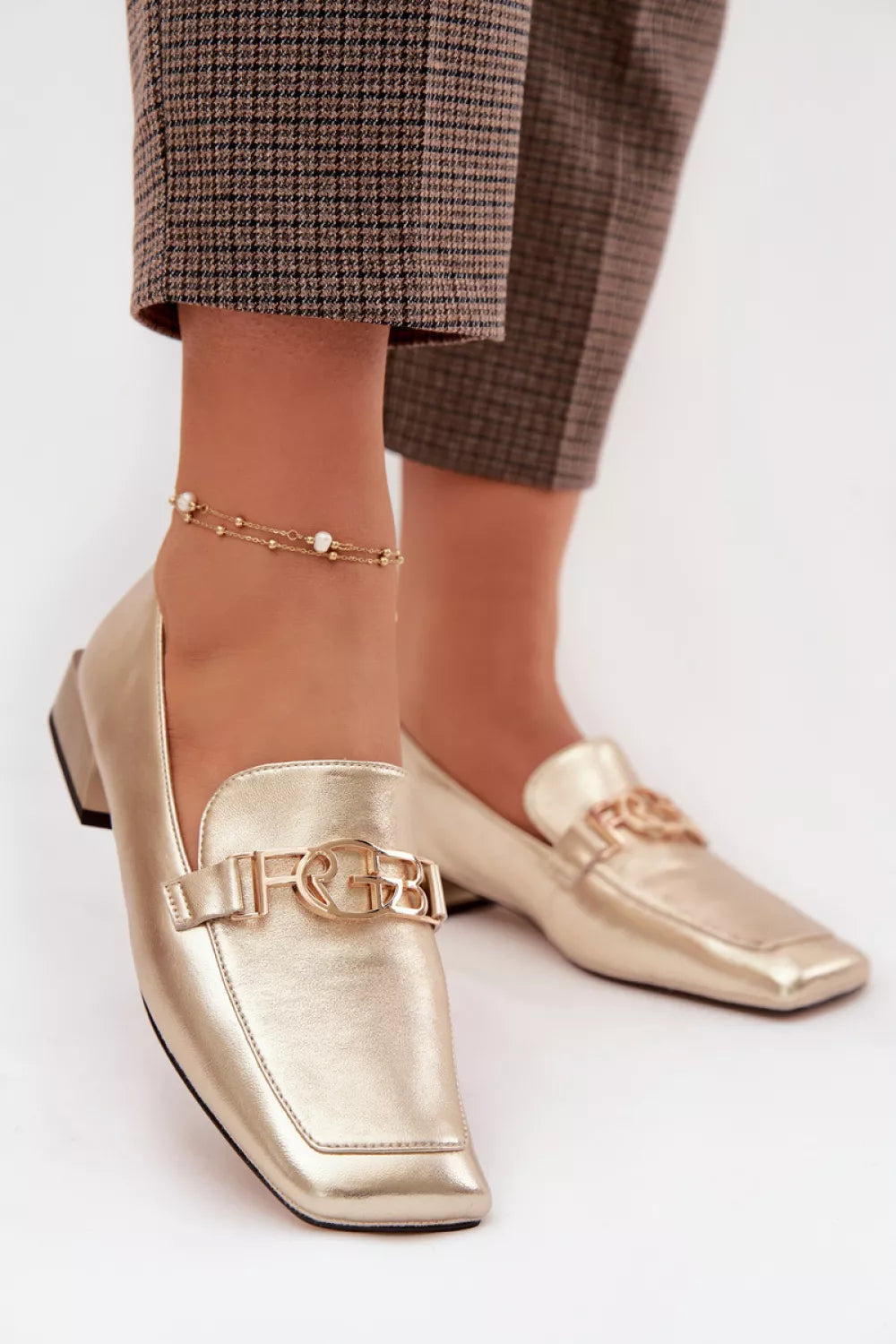 Šlepetės, modelis 225363 Step in style