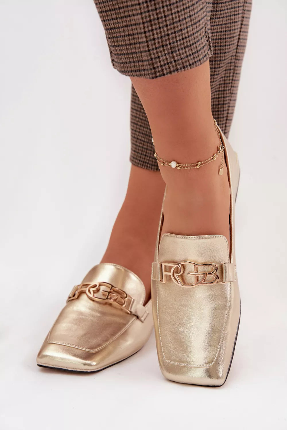 Šlepetės, modelis 225363 Step in style