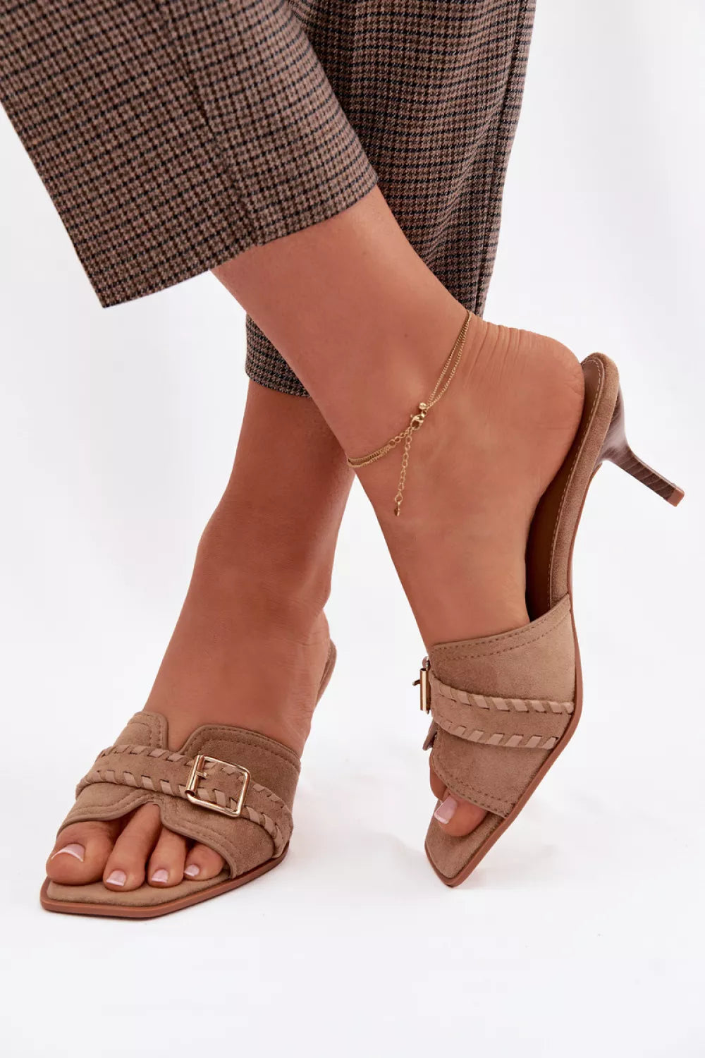 Aukštakulnių sandalai, modelis 225373. Ženkite stilingai.
