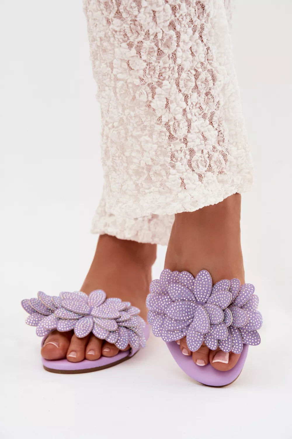 Šlepetės, modelis 225386 "Step in style" – ženkite stiliumi