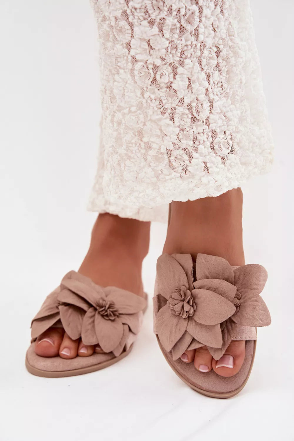 Šlepetės modelis 225393 Step in style