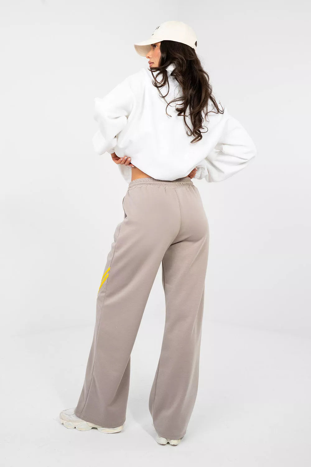 Sportinės kelnės, modelis 225419 Rue Paris