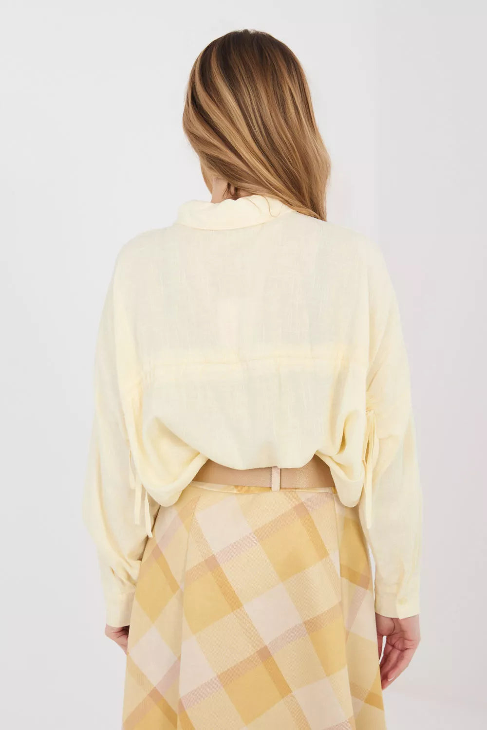 Ilgomis rankovėmis marškiniai, modelis 225515 Italy Moda