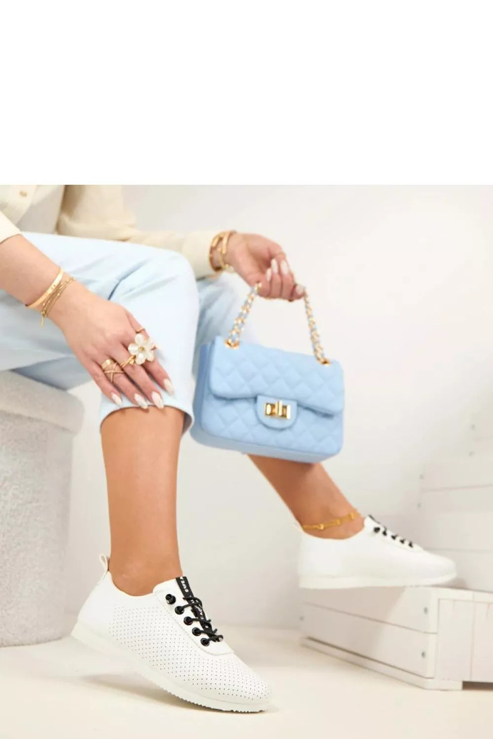 Kedai modelis 225574 Solea