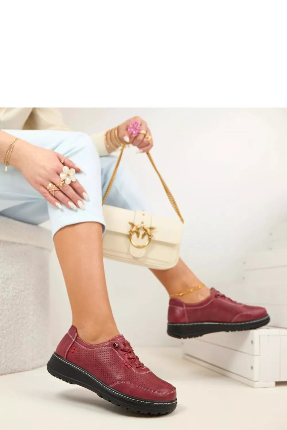 Pusbačiai modelis 225590 Solea