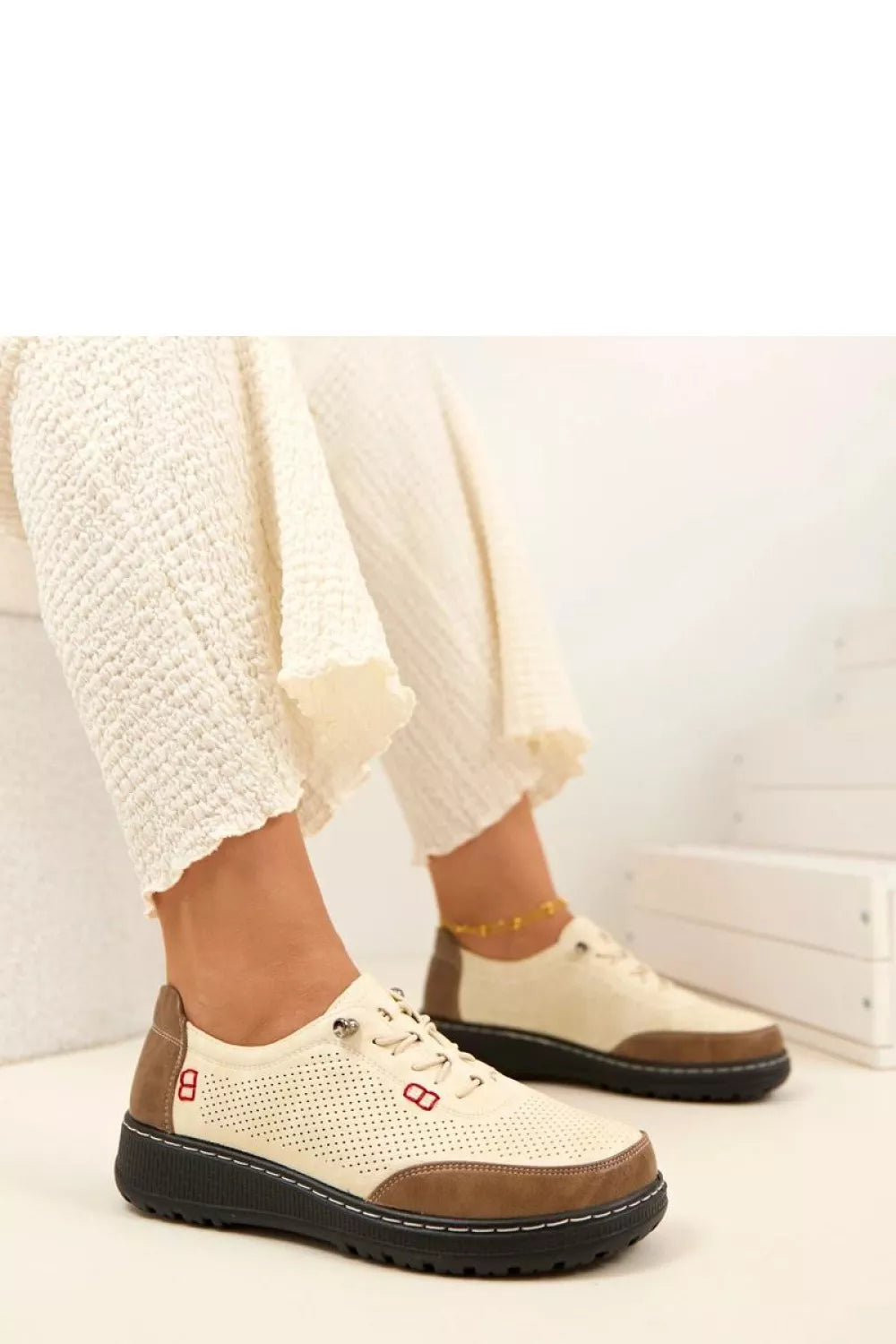 Pusbačiai modelis 225592 Solea
