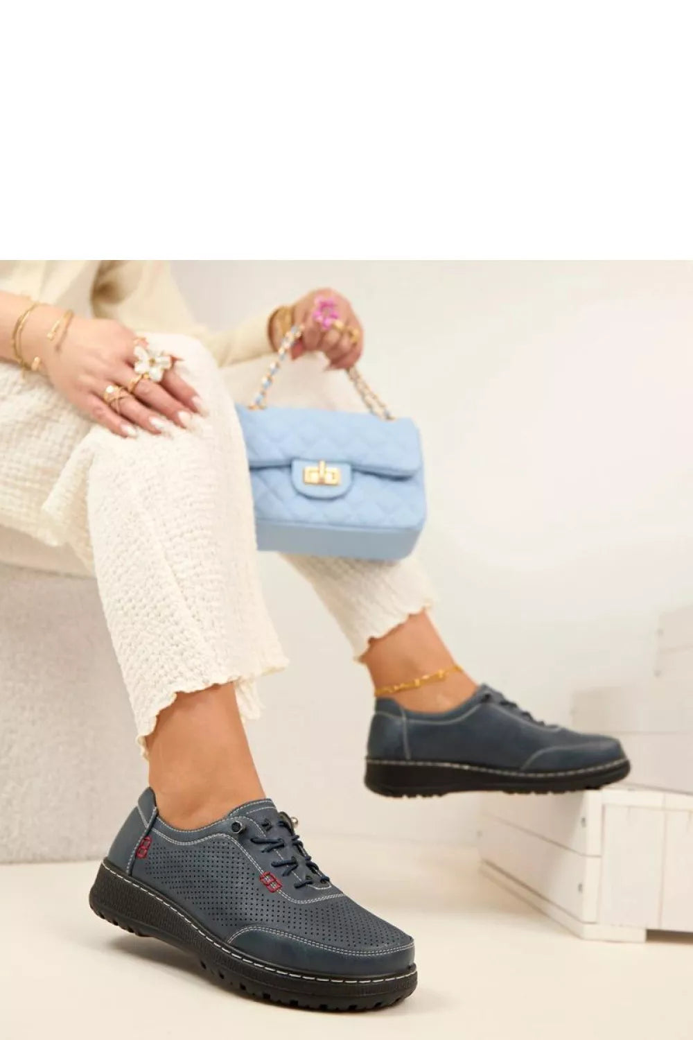 Pusbačiai modelis 225599 Solea