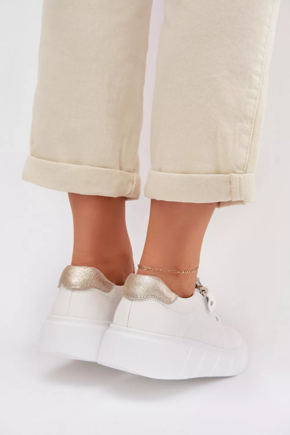 Batukai modelis 225618 Step in style