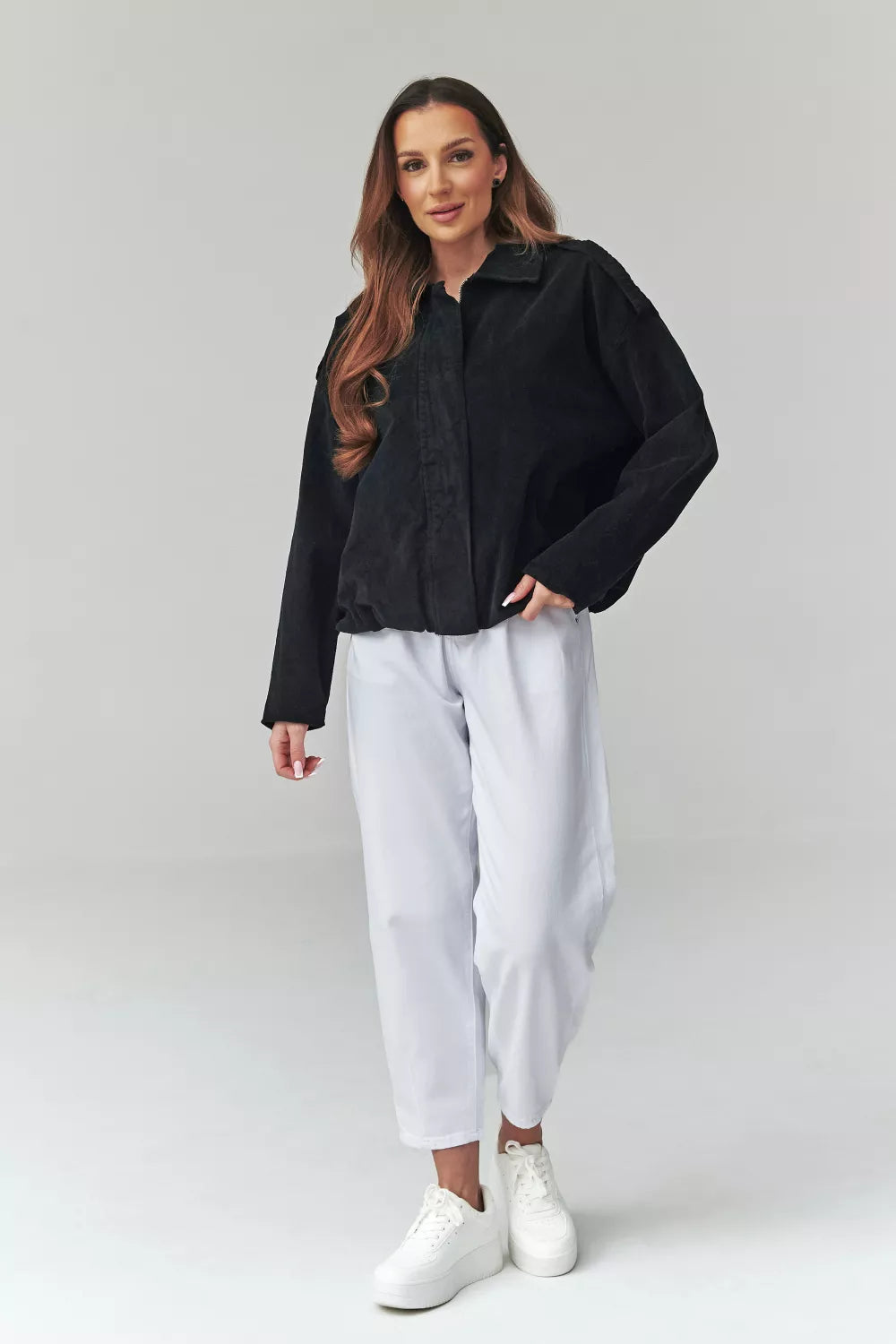 Kordoinė striukė modelis 225693 Makadamia