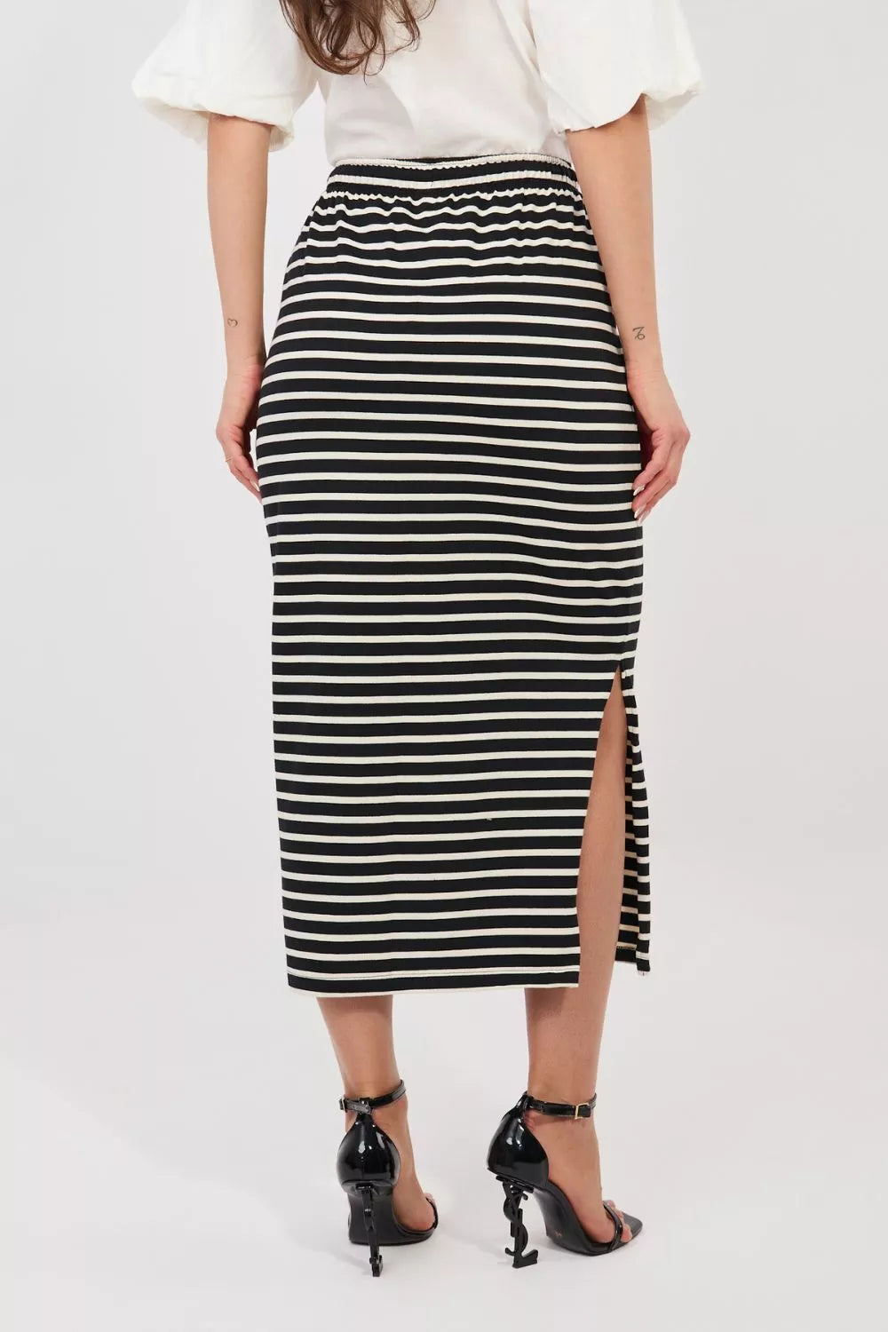 Sijonas modelis 225719 Sublevel