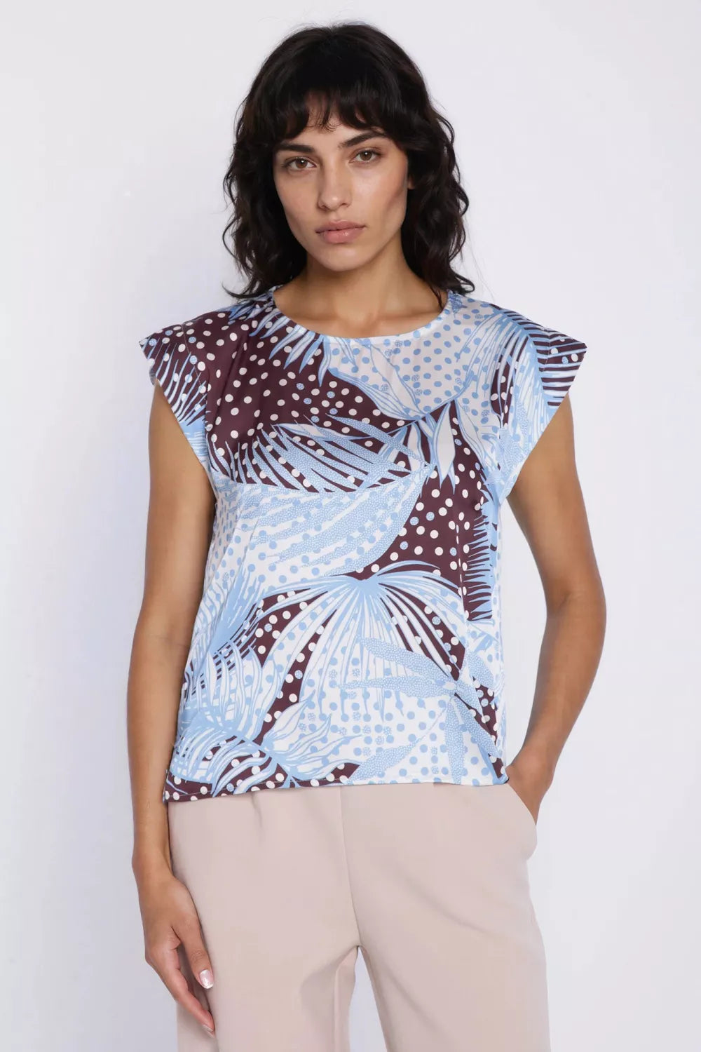 Bluzelės modelis 225830 Nife