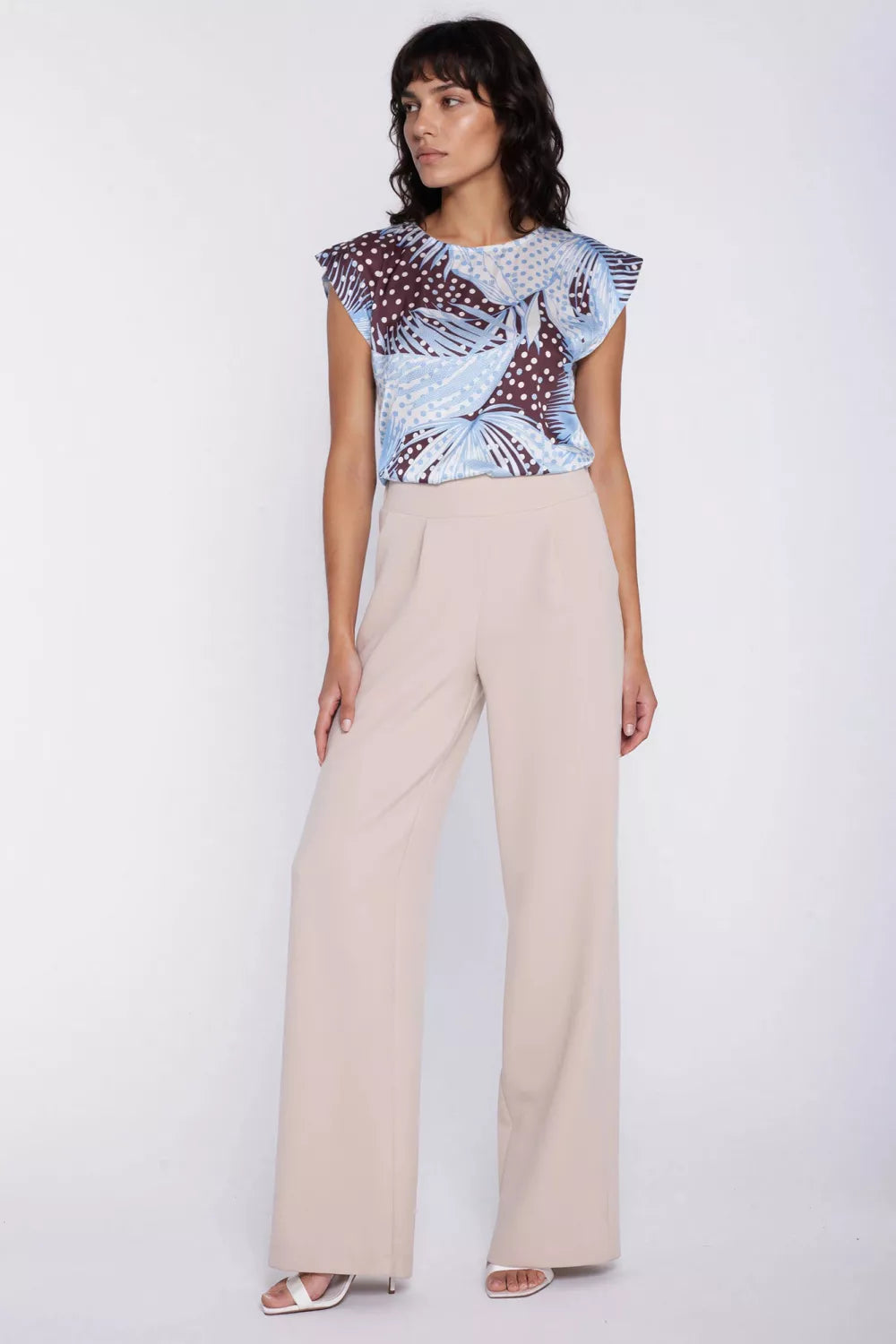 Bluzelės modelis 225830 Nife