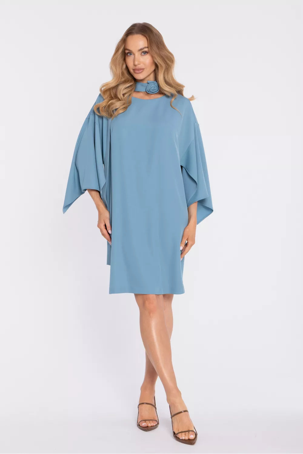 Kokteilinė suknelė modelis 225912 Moe