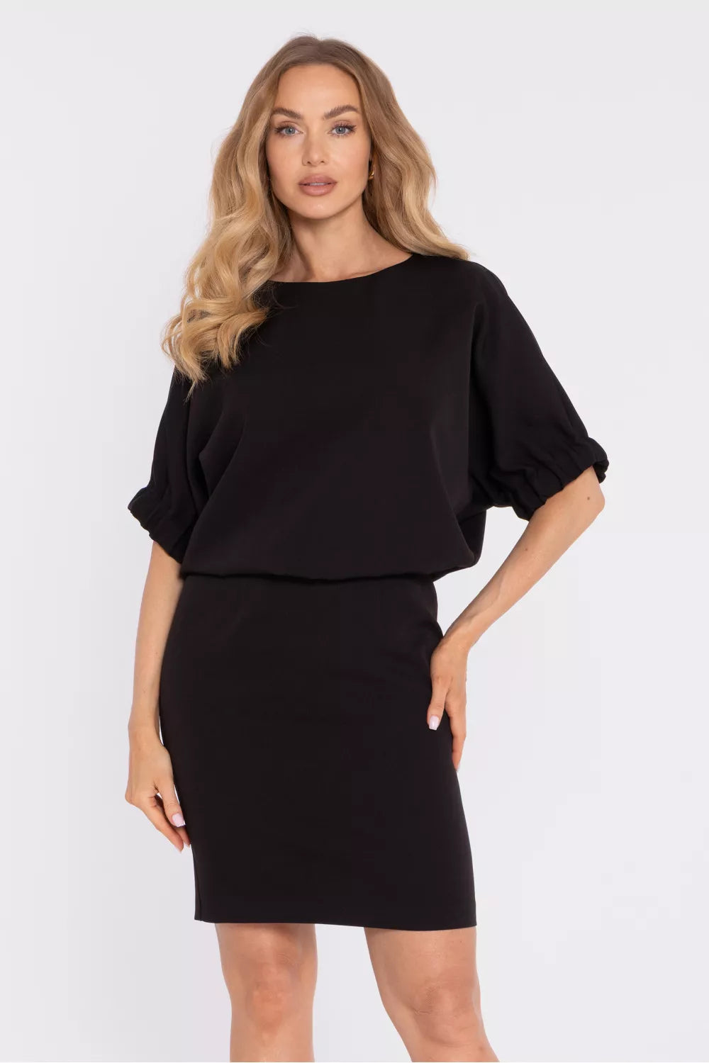 Dieninė suknelė modelis 225935 Moe