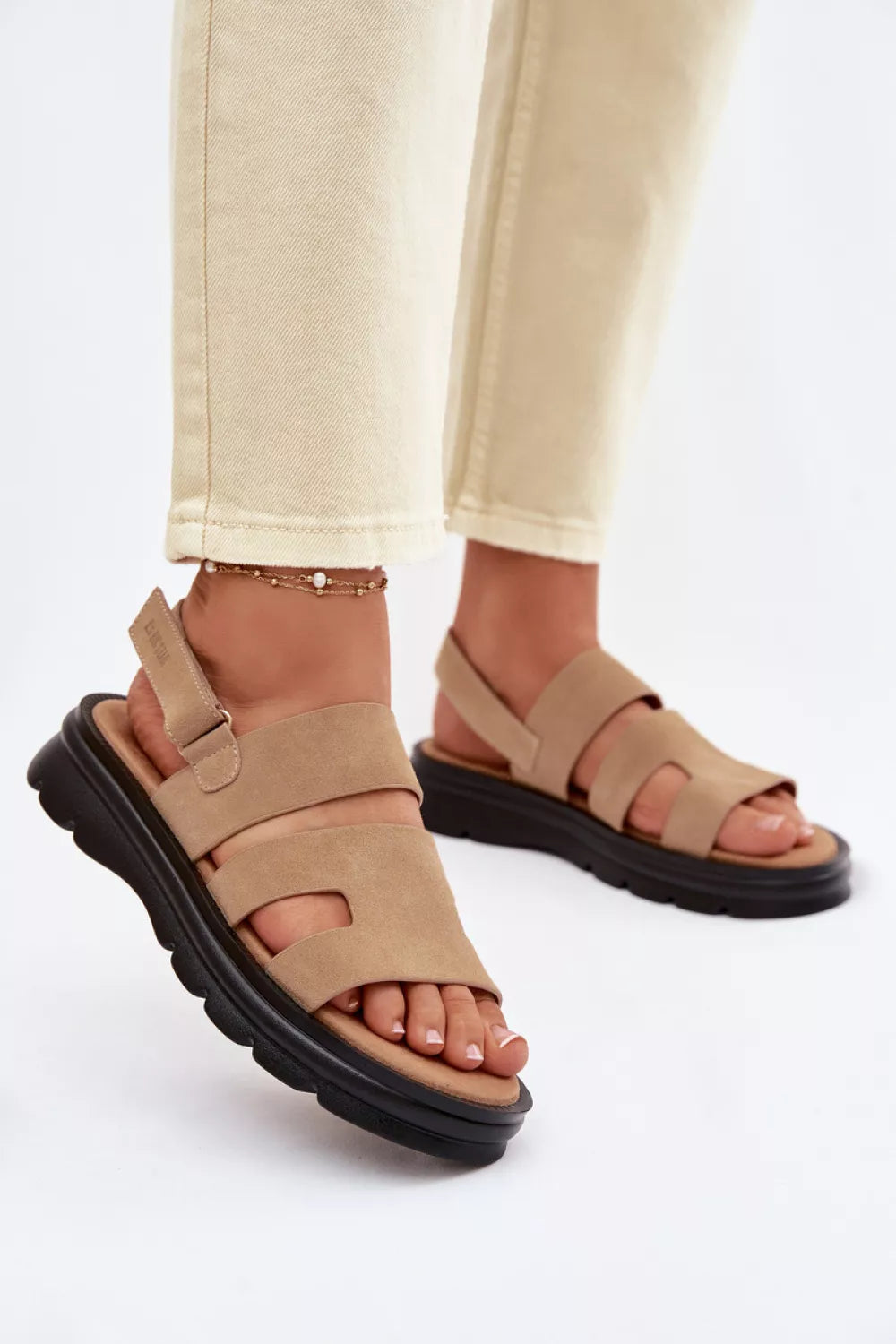 Basutės modelis 225949 Step in style