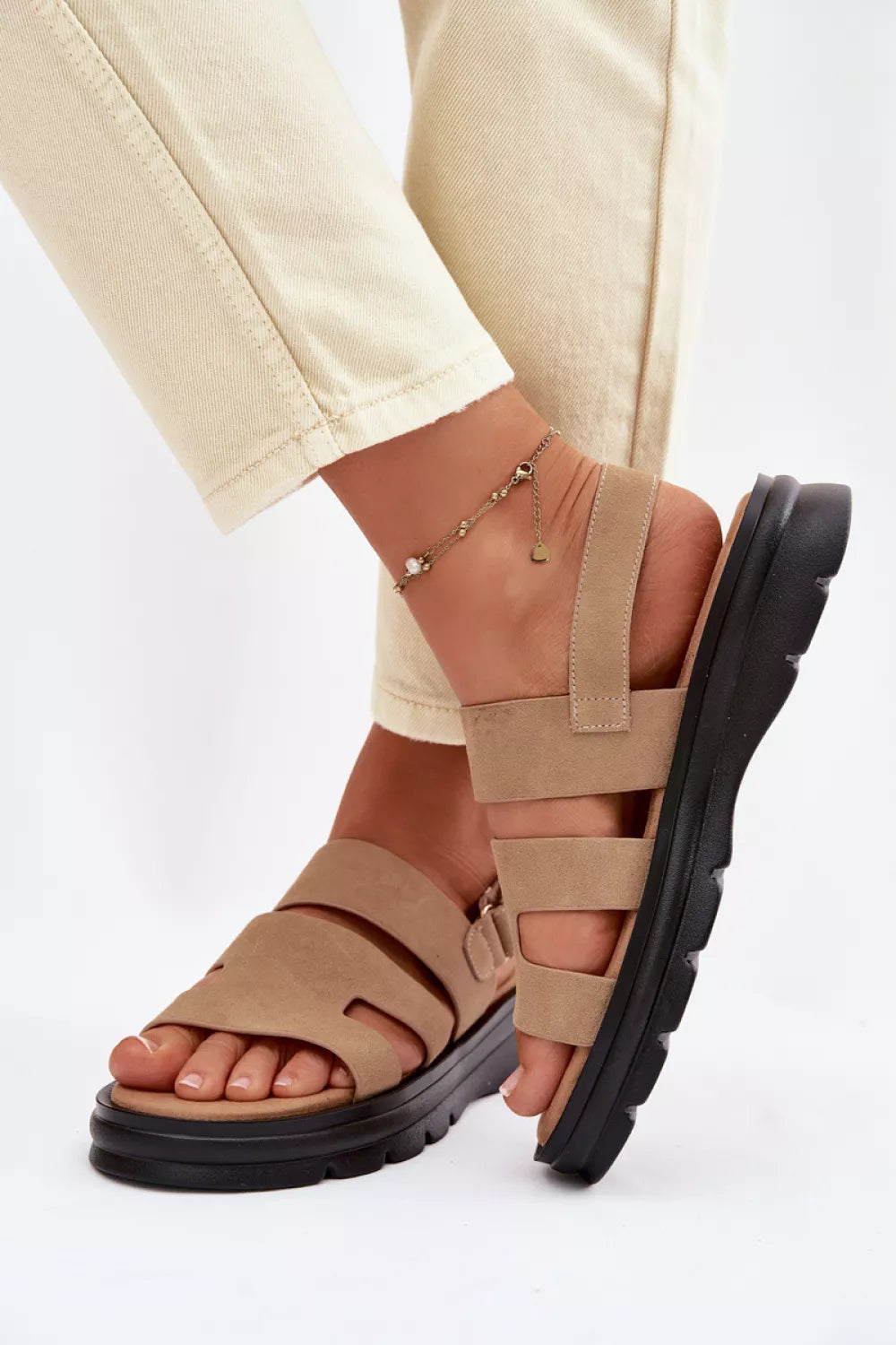 Basutės modelis 225949 Step in style