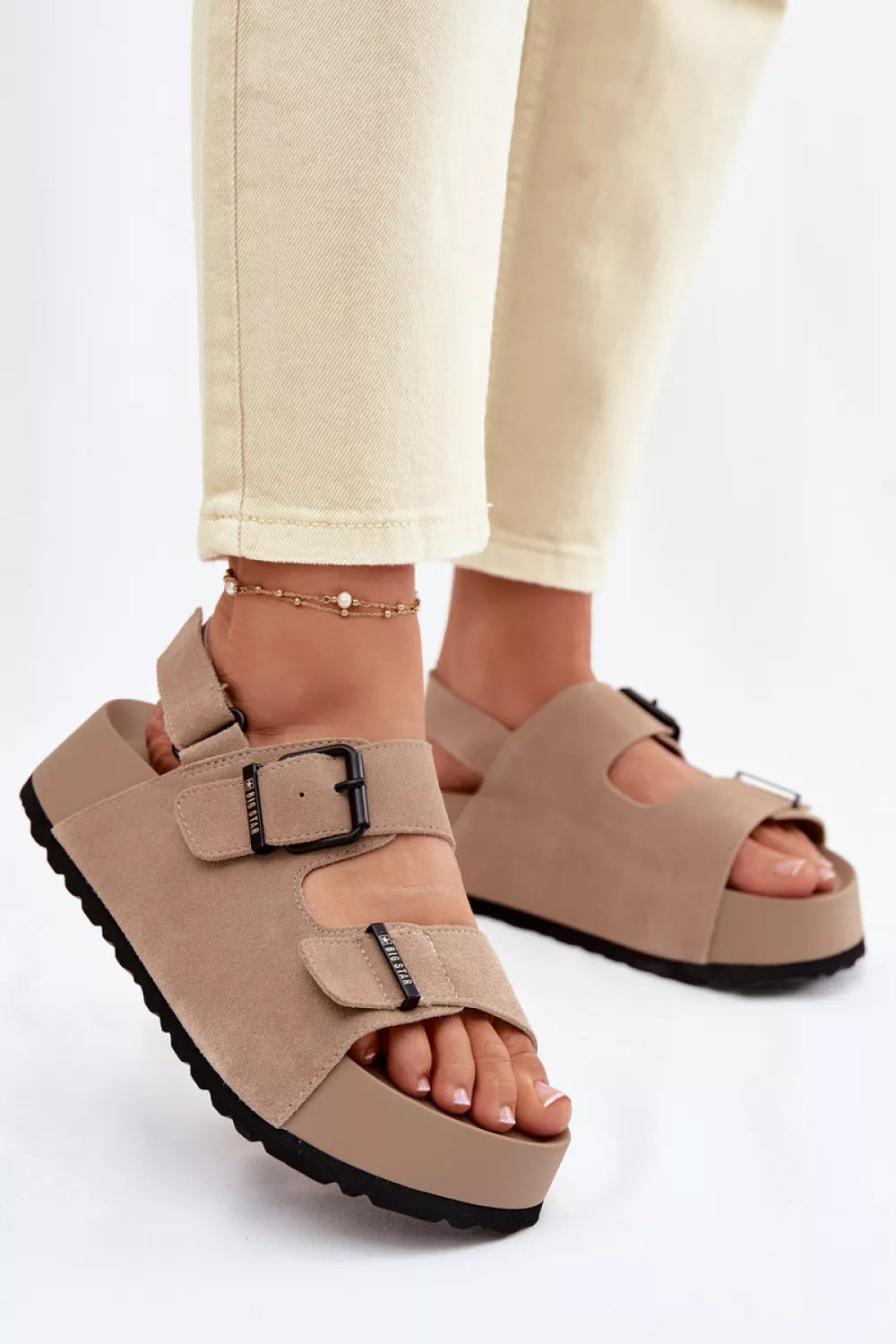 Sandals model 225952 Ženkite stilingai