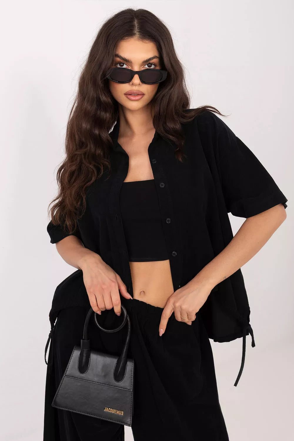 Trumpių rankovių marškiniai, modelis 226020 Italy Moda