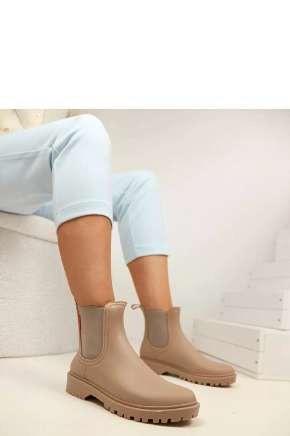 Auliniai batai modelis 226053 Solea