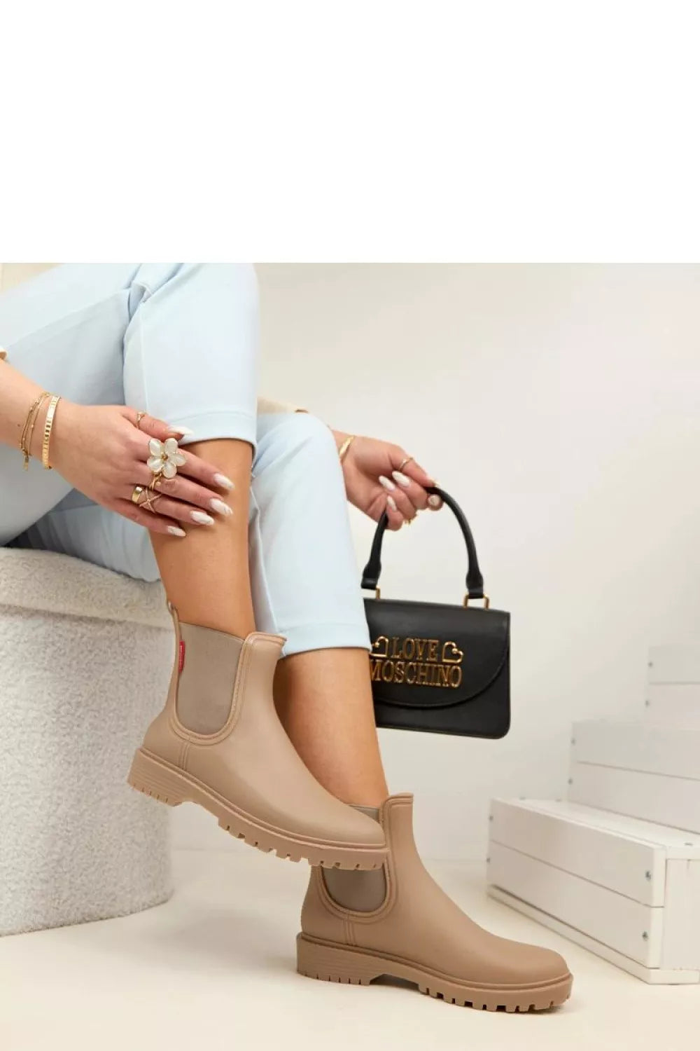 Auliniai batai modelis 226053 Solea