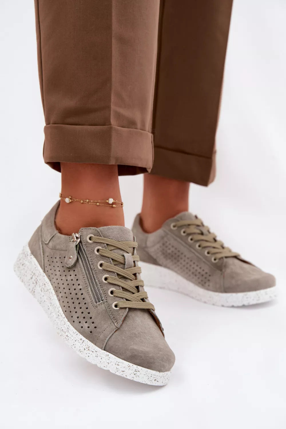 Pusbačiai modelis 226083 Step in style