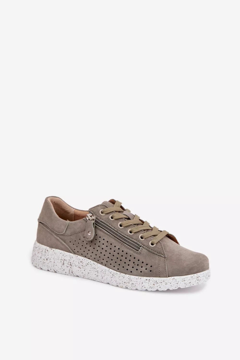 Pusbačiai modelis 226083 Step in style