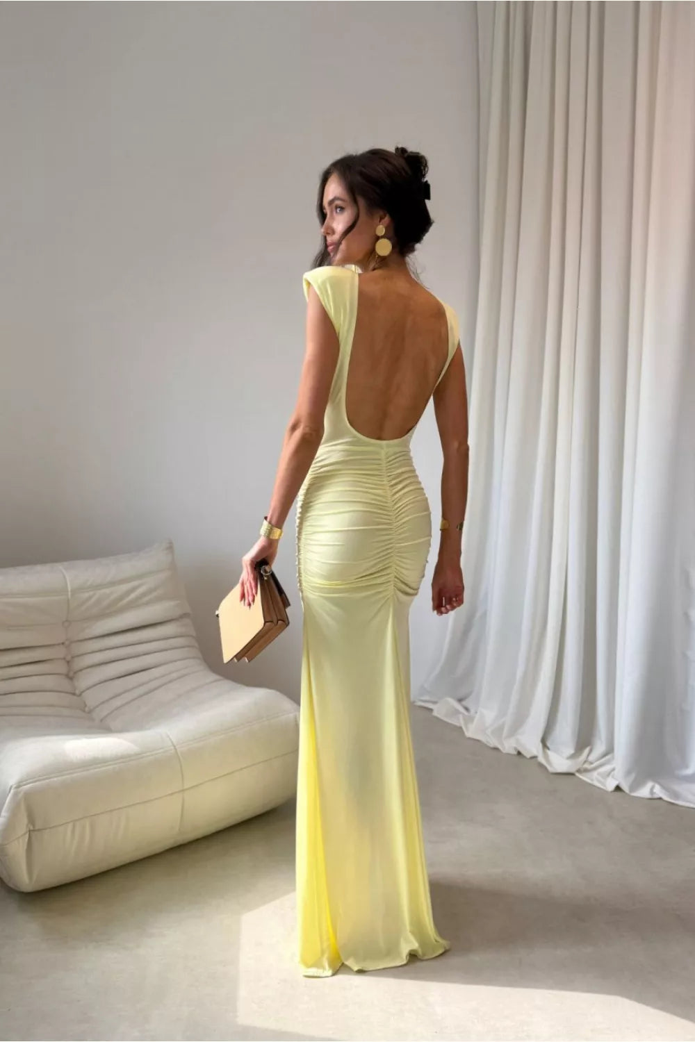 Ilga suknelė modelis 226273 Roco Fashion