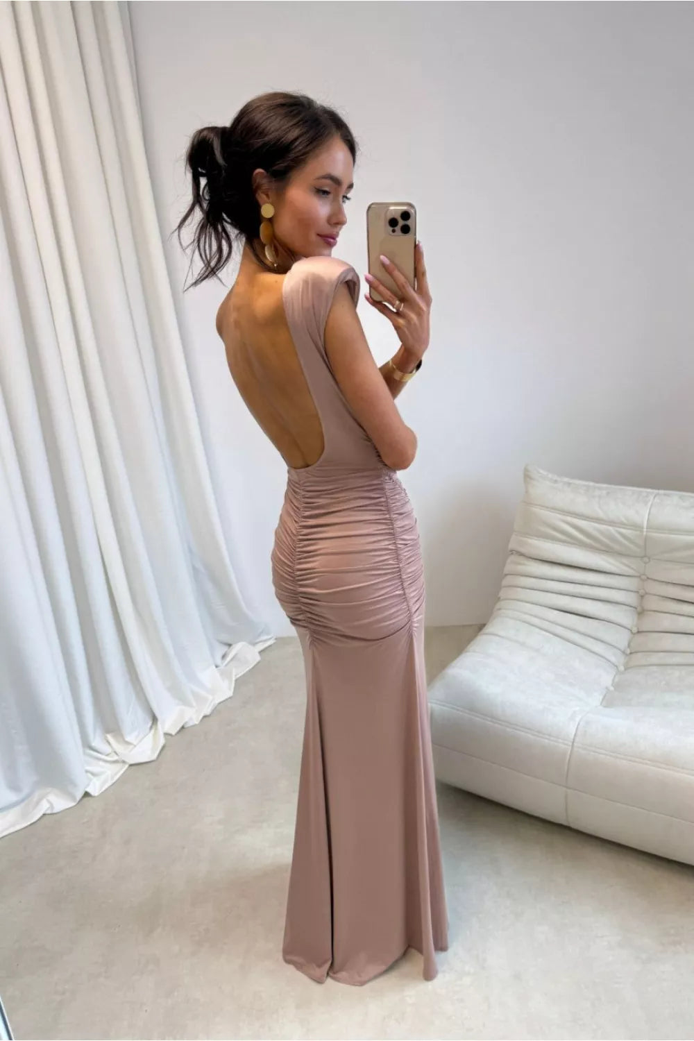 Ilga suknelė modelis 226275 Roco Fashion