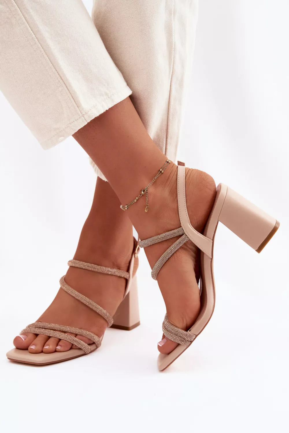 Basutės su kulnu, modelis 226326, Step in style