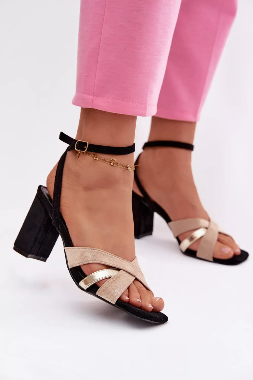 Kulninės basutės modelis 226334 Step in style